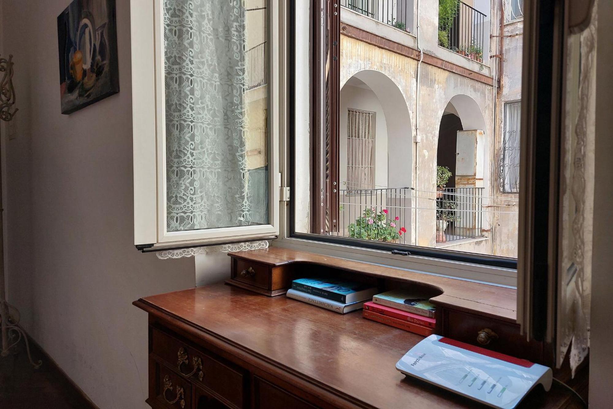 1 Bd With Balcony San Giovanni By Halldis Рим Екстериор снимка