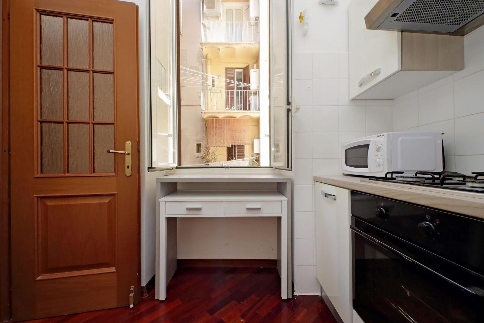 1 Bd With Balcony San Giovanni By Halldis Рим Екстериор снимка