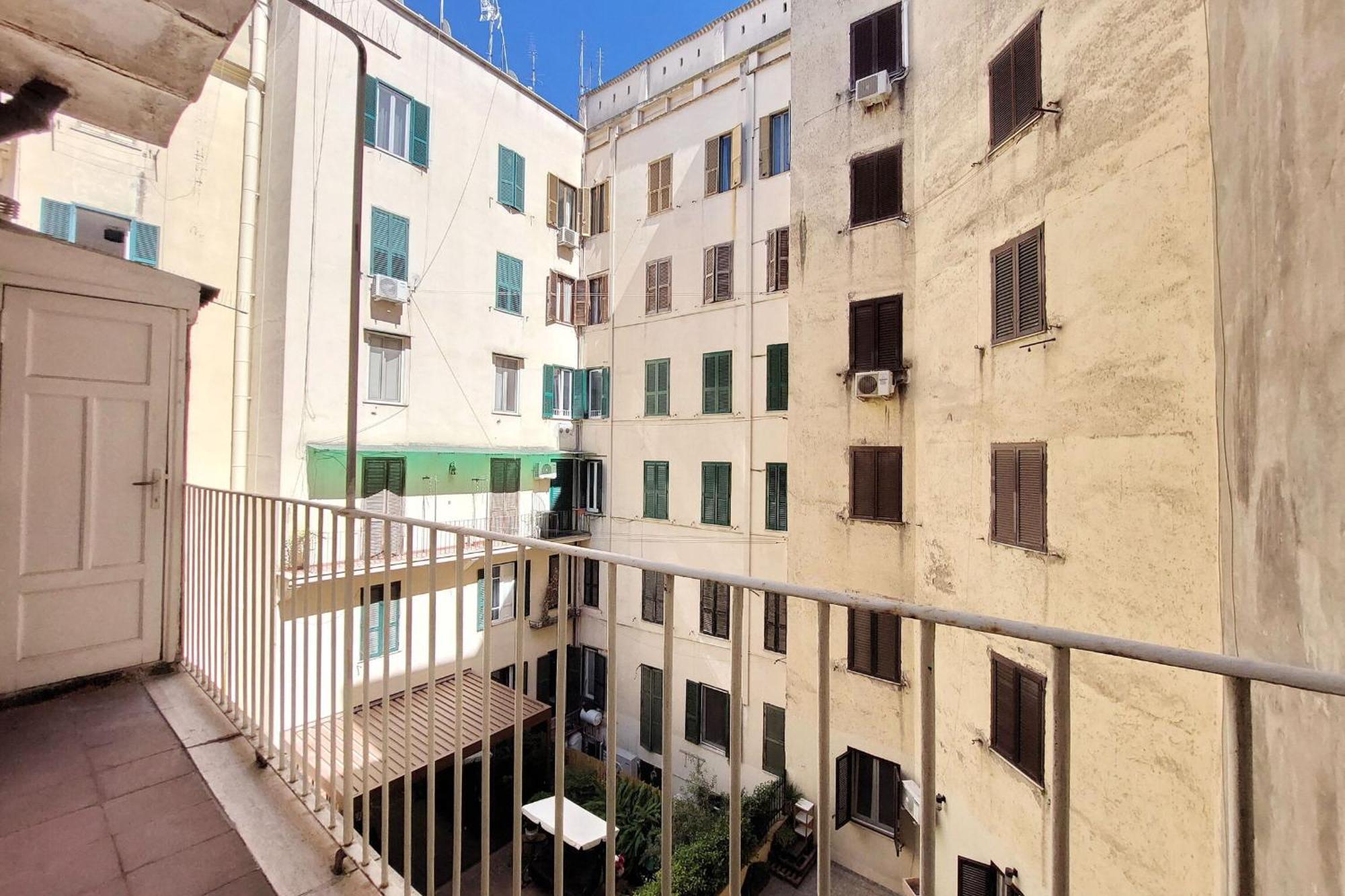 1 Bd With Balcony San Giovanni By Halldis Рим Екстериор снимка